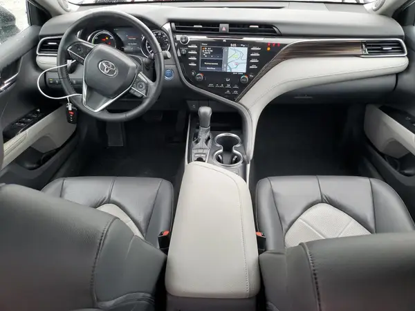 4T1B21HK4KU520840 2019 TOYOTA CAMRY - Image 8