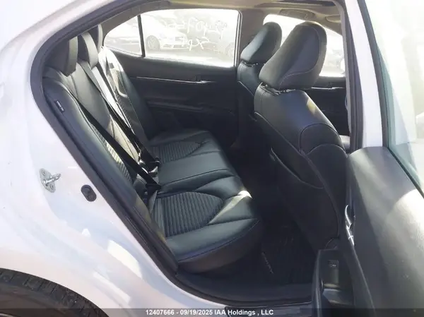 4T1B21HK4LU014670 2020 TOYOTA CAMRY - Image 8
