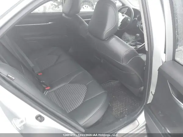 4T1B21HK4MU015819 2021 TOYOTA CAMRY - Image 8