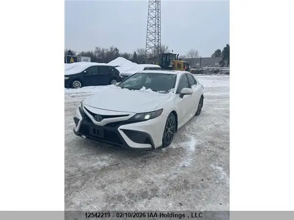 4T1B21HK4NU018432 2022 TOYOTA CAMRY - Image 1