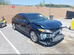 4T1B21HK5JU500627 2018 TOYOTA CAMRY
