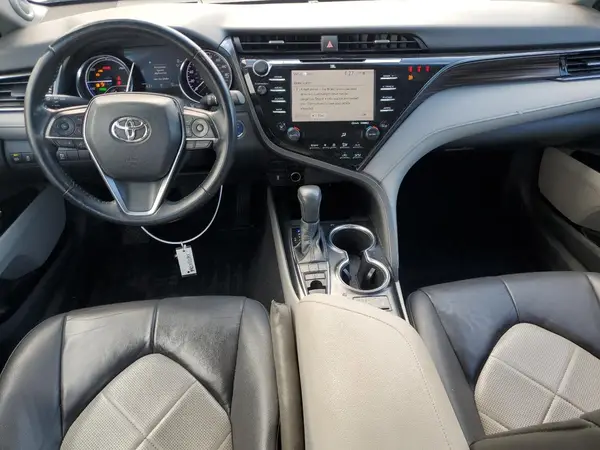 4T1B21HK5KU514299 2019 TOYOTA CAMRY - Image 8