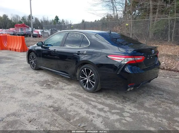 2019 TOYOTA CAMRY IAAI lot 45005083 auction photo 3