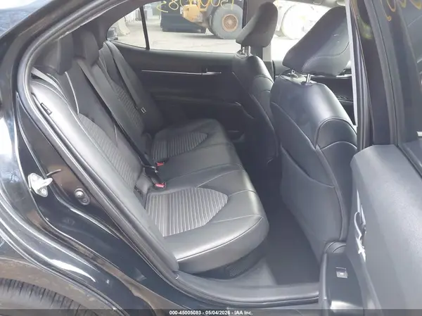 2019 TOYOTA CAMRY IAAI lot 45005083 auction photo 8