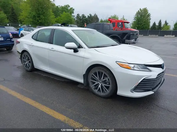 4T1B21HK5RU021099 2024 TOYOTA CAMRY - Image 1