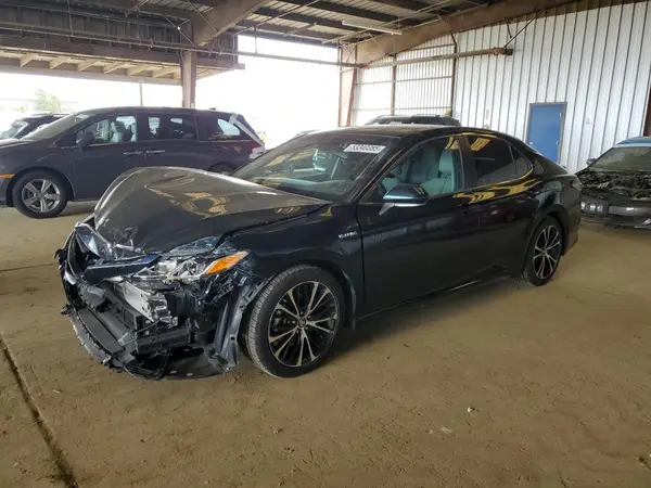 4T1B21HK6JU500684 2018 TOYOTA CAMRY - Image 1