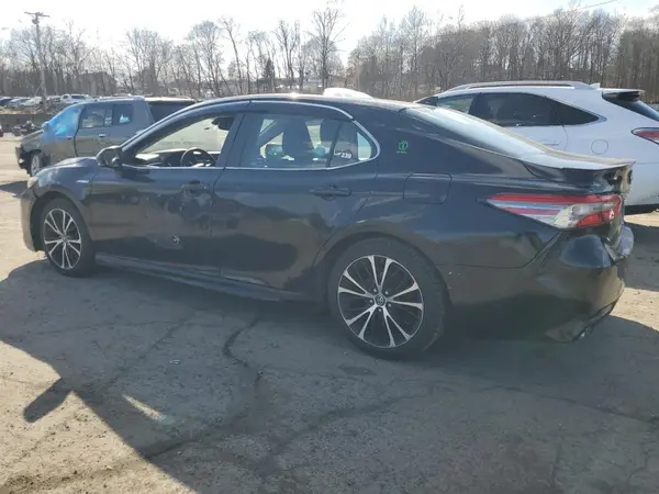 4T1B21HK6JU501138 2018 TOYOTA CAMRY - Image 2