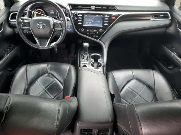 4T1B21HK6JU502306 2018 TOYOTA CAMRY - Image 8