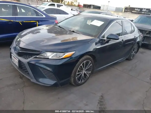 4T1B21HK6JU502693 2018 TOYOTA CAMRY - Image 2