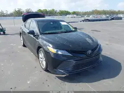 4T1B21HK6JU504573 2018 TOYOTA CAMRY