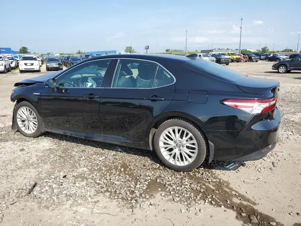 4T1B21HK6JU509403 2018 TOYOTA CAMRY - Image 2