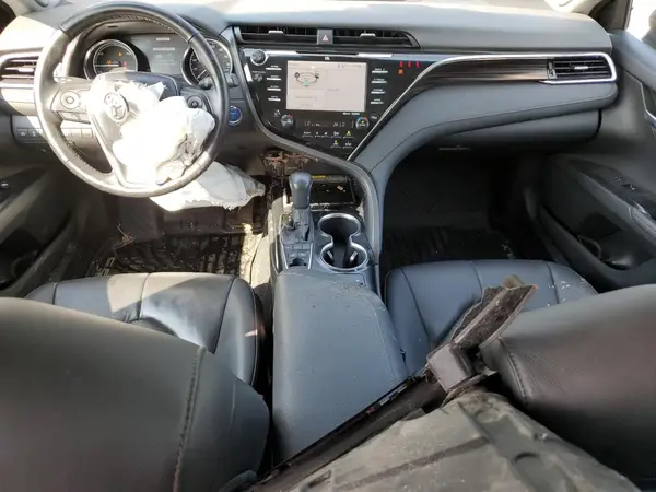 4T1B21HK6JU509403 2018 TOYOTA CAMRY - Image 8