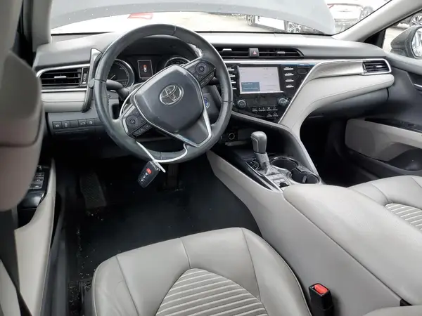 4T1B21HK6JU510051 2018 TOYOTA CAMRY - Image 8