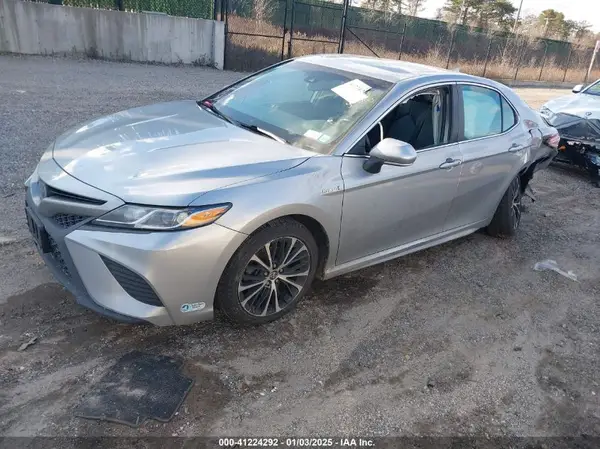 4T1B21HK6KU010070 2019 TOYOTA CAMRY - Image 2