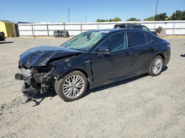 4T1B21HK6KU011669 2019 TOYOTA CAMRY - Image 1