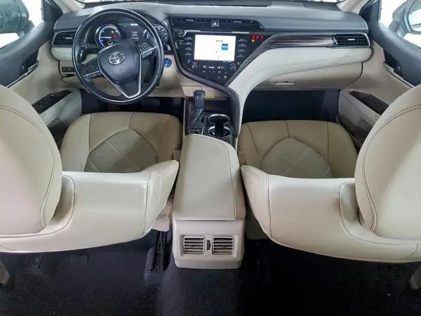 4T1B21HK6KU516983 2019 TOYOTA CAMRY - Image 8