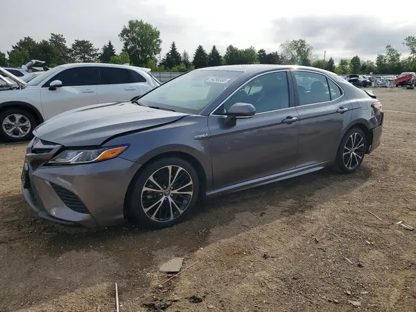 4T1B21HK7JU003823 2018 TOYOTA CAMRY - Image 1