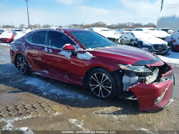 4T1B21HK7JU507577 2018 TOYOTA CAMRY - Image 1