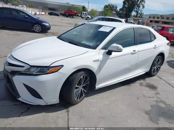 4T1B21HK7JU509314 2018 TOYOTA CAMRY - Image 2