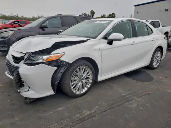 4T1B21HK7KU014418 2019 TOYOTA CAMRY - Image 1