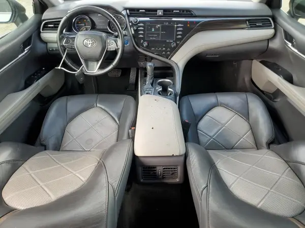 4T1B21HK7KU511338 2019 TOYOTA CAMRY - Image 8