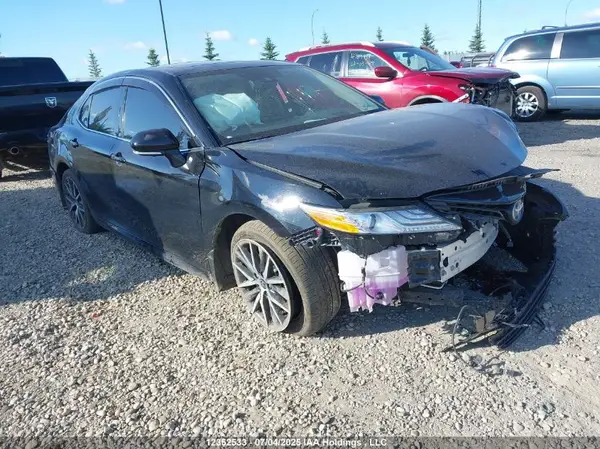 4T1B21HK7RU021041 2024 TOYOTA CAMRY - Image 1