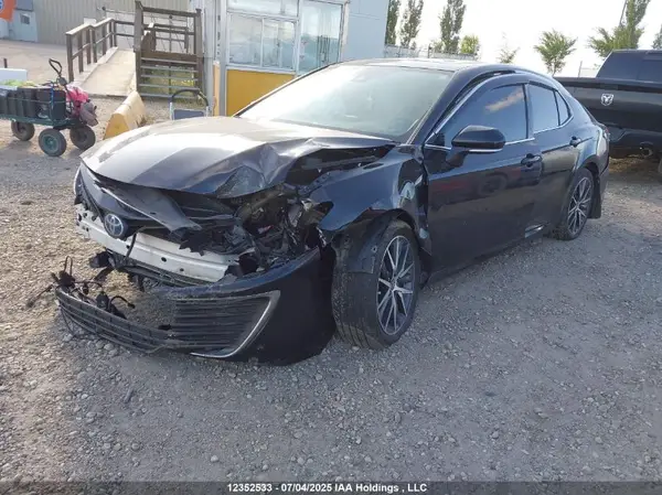 4T1B21HK7RU021041 2024 TOYOTA CAMRY - Image 2