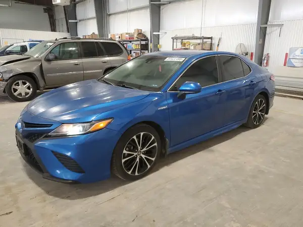 4T1B21HK8JU008206 2018 TOYOTA CAMRY - Image 1