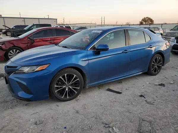 4T1B21HK8JU008951 2018 TOYOTA CAMRY - Image 1
