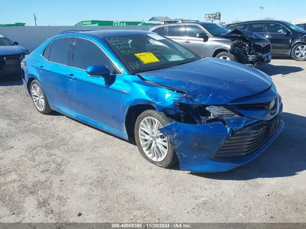 4T1B21HK8KU011110 2019 TOYOTA CAMRY - Image 1