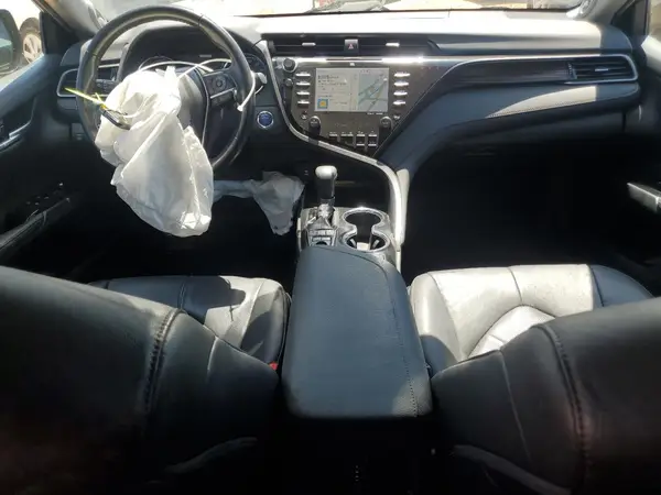 4T1B21HK8KU517438 2019 TOYOTA CAMRY - Image 8