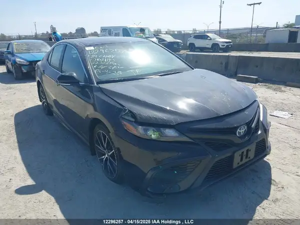 4T1B21HK8RU021193 2024 TOYOTA CAMRY - Image 1