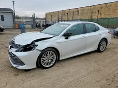 4T1B21HK9JU509055 2018 TOYOTA CAMRY