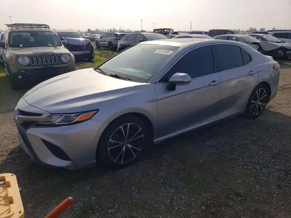 4T1B21HK9JU509170 2018 TOYOTA CAMRY - Image 1