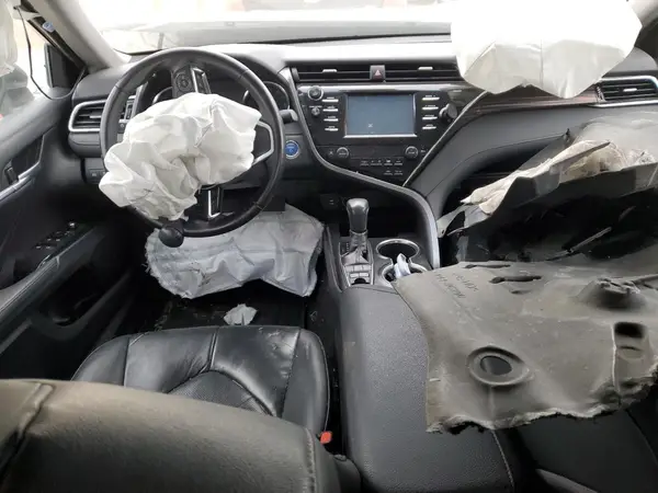 4T1B21HK9JU509251 2018 TOYOTA CAMRY - Image 8