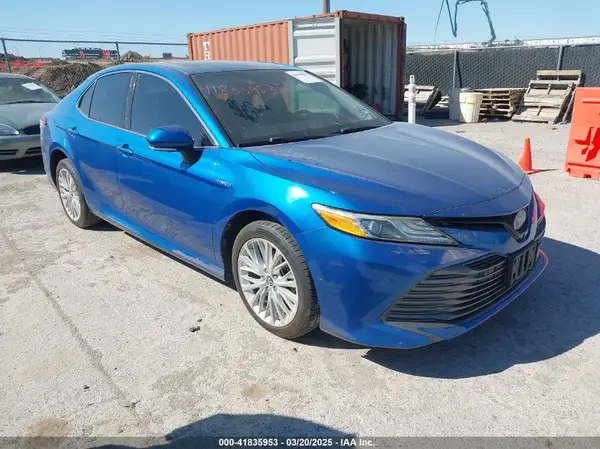 4T1B21HK9KU011245 2019 TOYOTA CAMRY - Image 1