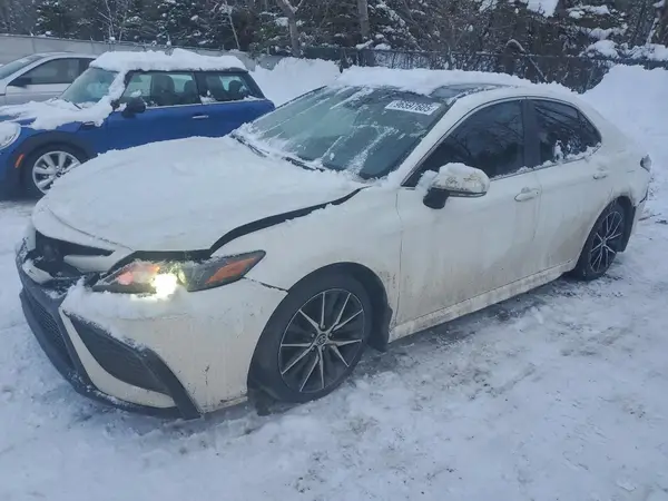 4T1B21HK9NU016983 2022 TOYOTA CAMRY - Image 1