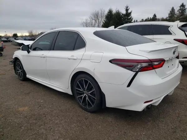 4T1B21HK9NU018409 2022 TOYOTA CAMRY - Image 2