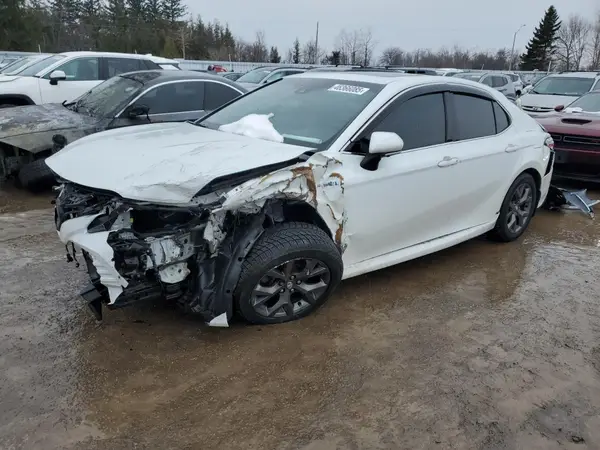 4T1B21HKXJU001175 2018 TOYOTA CAMRY - Image 1
