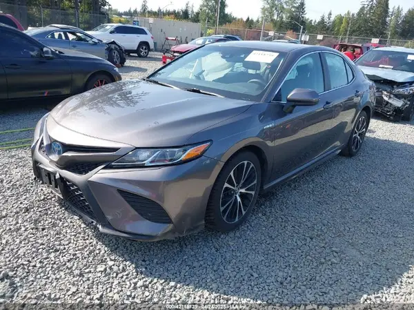 4T1B21HKXJU003248 2018 TOYOTA CAMRY - Image 2
