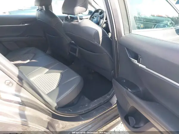 4T1B21HKXJU003248 2018 TOYOTA CAMRY - Image 8