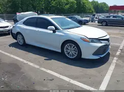 4T1B21HKXJU008062 2018 TOYOTA CAMRY
