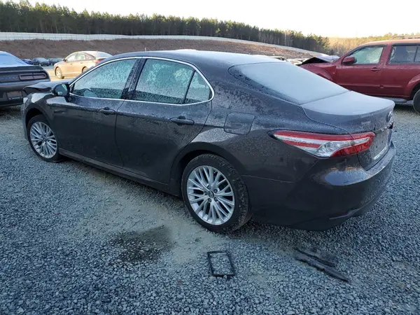 4T1B21HKXJU503278 2018 TOYOTA CAMRY - Image 2
