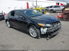 4T1B21HKXJU509694 2018 TOYOTA CAMRY