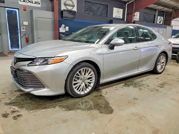 4T1B21HKXKU010864 2019 TOYOTA CAMRY - Image 1