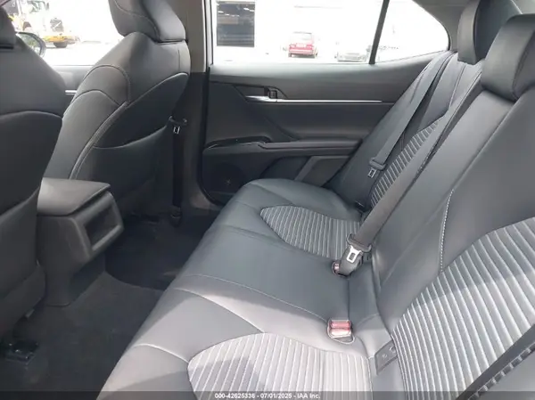 4T1B21HKXKU011982 2019 TOYOTA CAMRY - Image 8