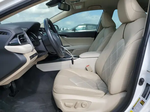 4T1B21HKXKU520289 2019 TOYOTA CAMRY - Image 8