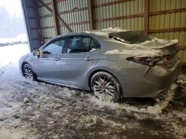 4T1B21HKXMU015744 2021 TOYOTA CAMRY - Image 2