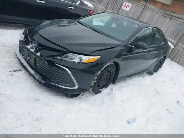 4T1B21HKXNU018404 2022 TOYOTA CAMRY - Image 2