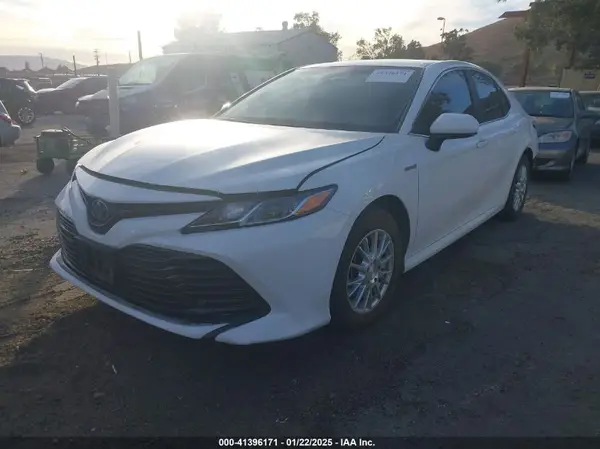 4T1B31HK0JU004308 2018 TOYOTA CAMRY - Image 2